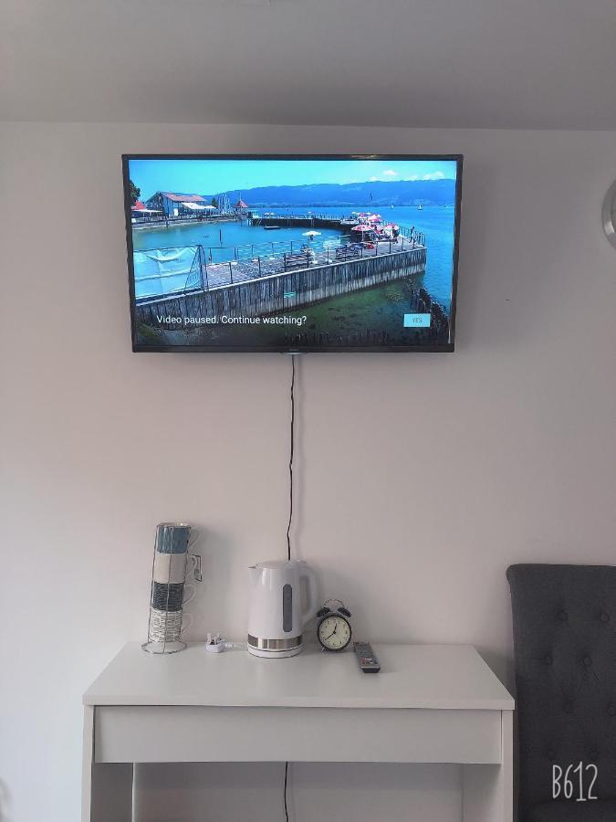 Flat 1 - Entire Modern Studio With En-Suite And Free Parking Close To Qmc, City Centre & Notts Uni Nottingham Ngoại thất bức ảnh